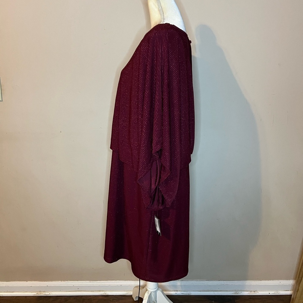 🌻Jessica Howard Metallic Elegant Burgundy Dress - Picture 3 of 6